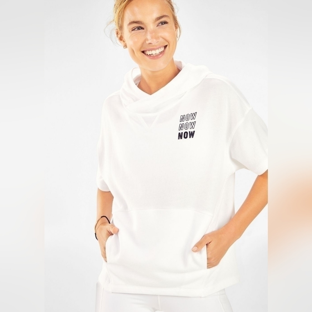 FABLETICS Hadley Hi-Low Short-Sleeve Hoodie Top shirt